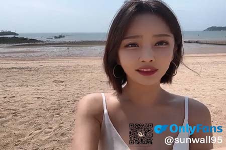 明星颜值反差女神〖sunwall〗海滩上的性爱,美美的脸 纤细的腰 酥酥的每一寸皮肤 身材和脸都没有缺点